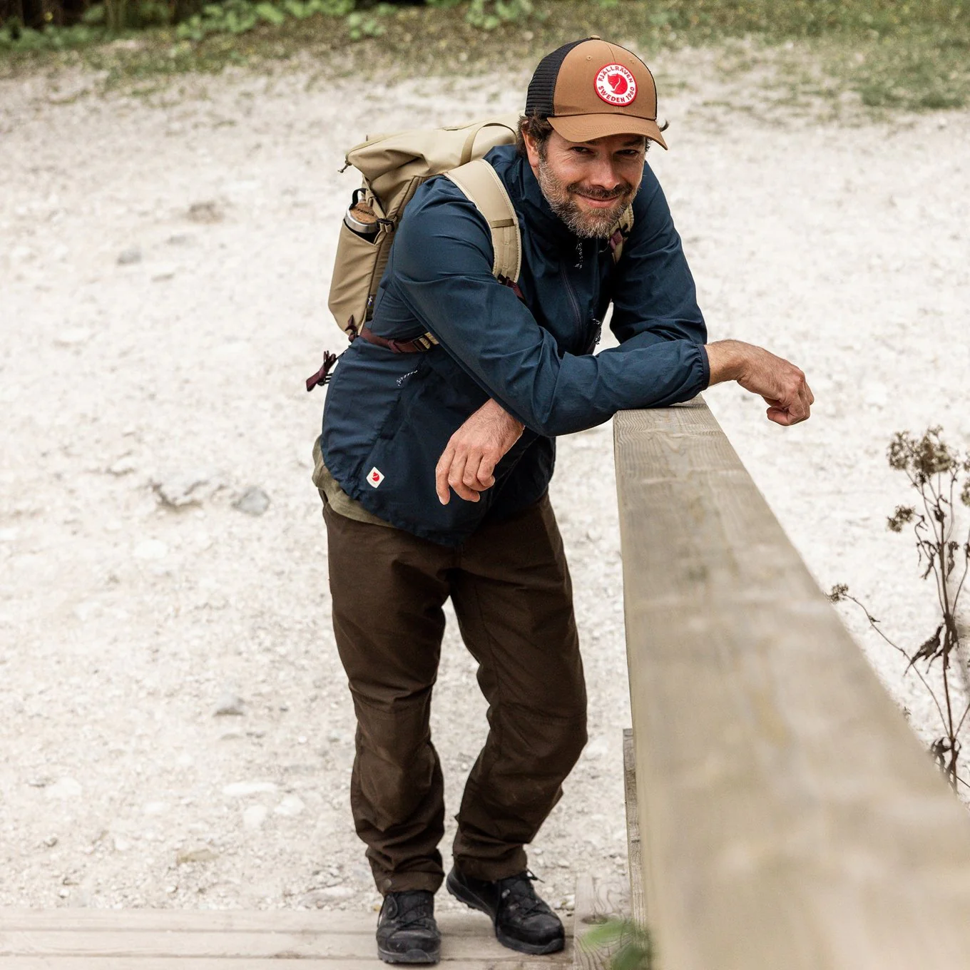 High Coast Hybrid Wind Jacket M - Image 11